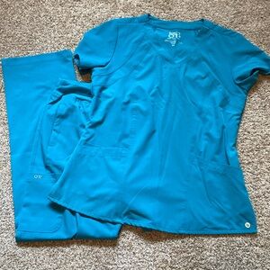 Barco One scrub set - teal